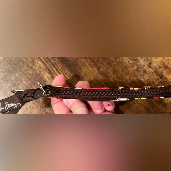 RETIRED: Vera Bradley | Ladies Puccini ID coin keyring purse. - Picture 10 of 12